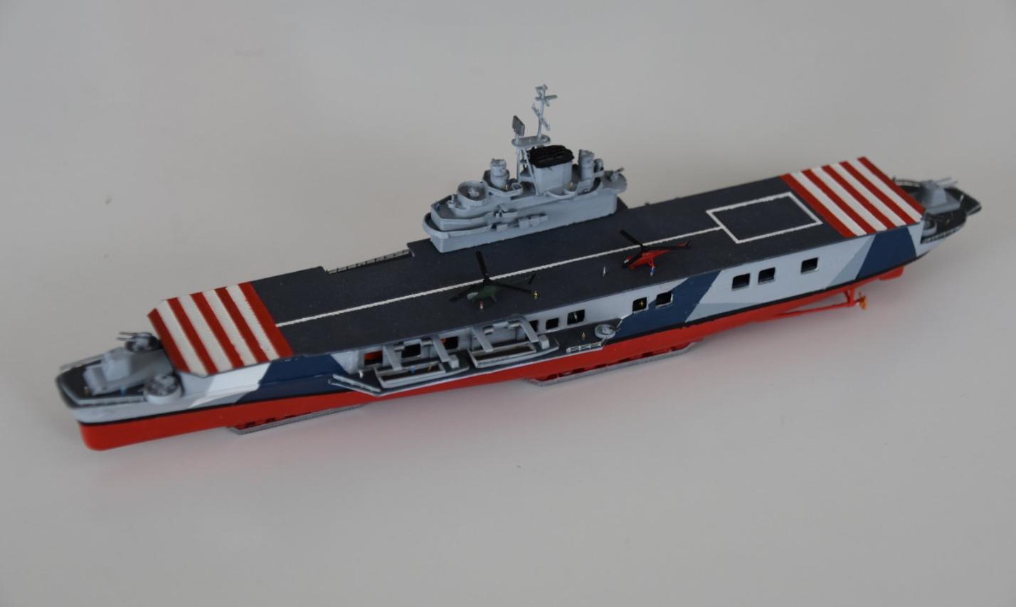 Amphibious Mobile Base USS Elsworth AMB-1