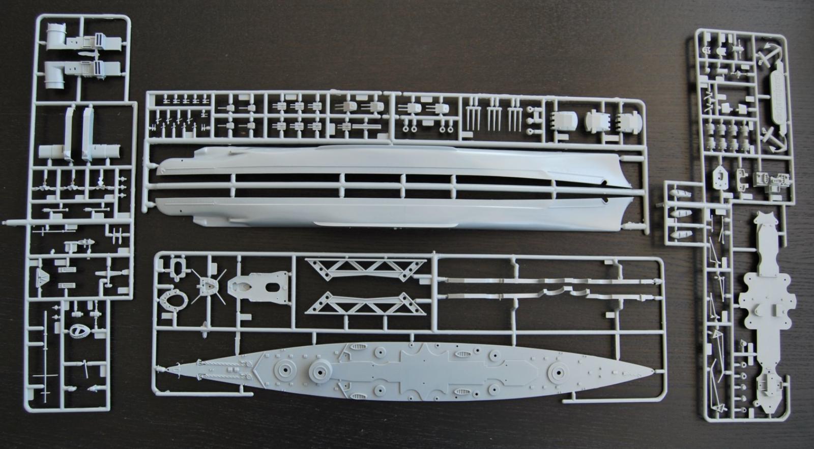 Revell Schlachtschiff Scharnhorst