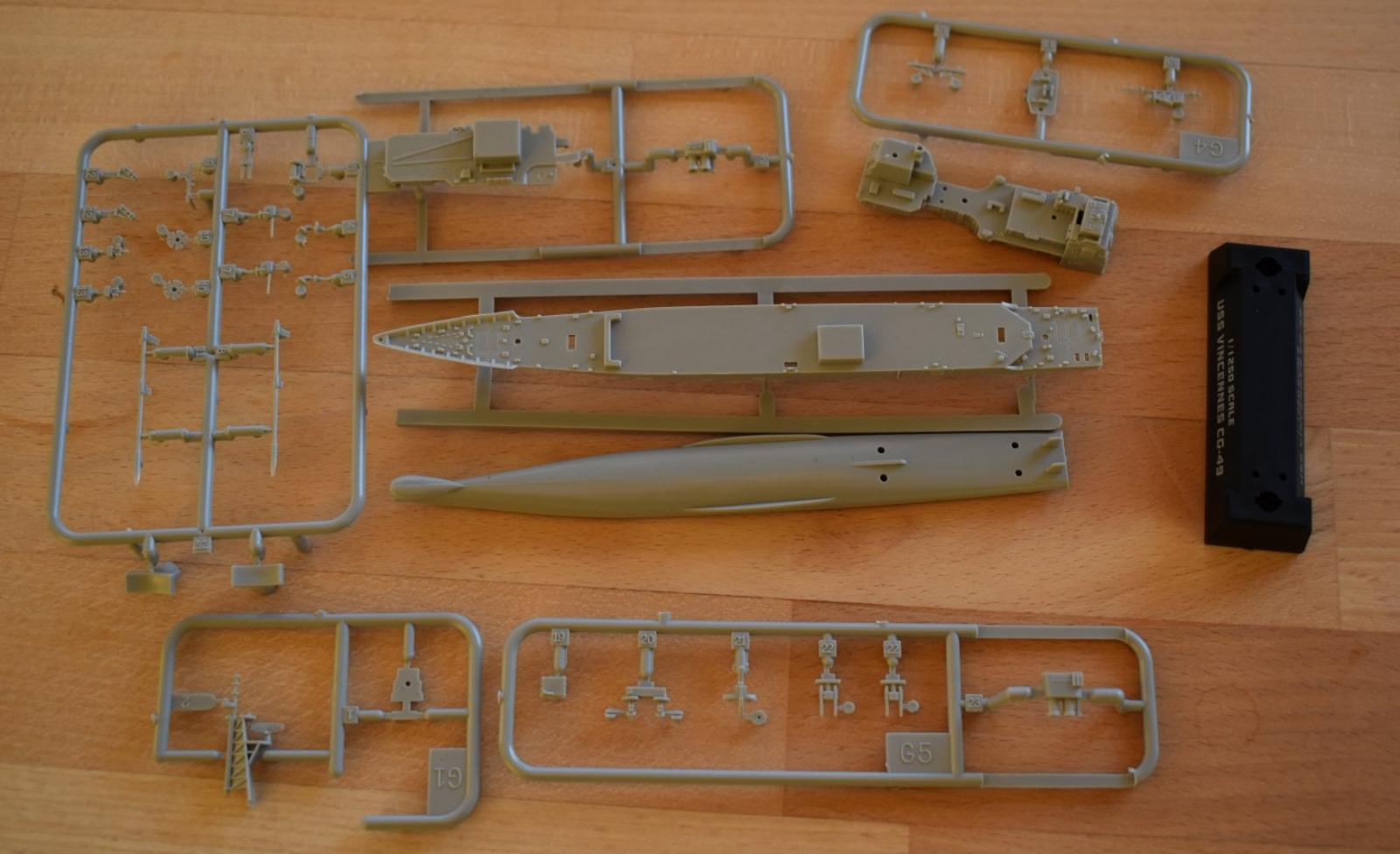 HobbyBoss USS Vincennes CG-49